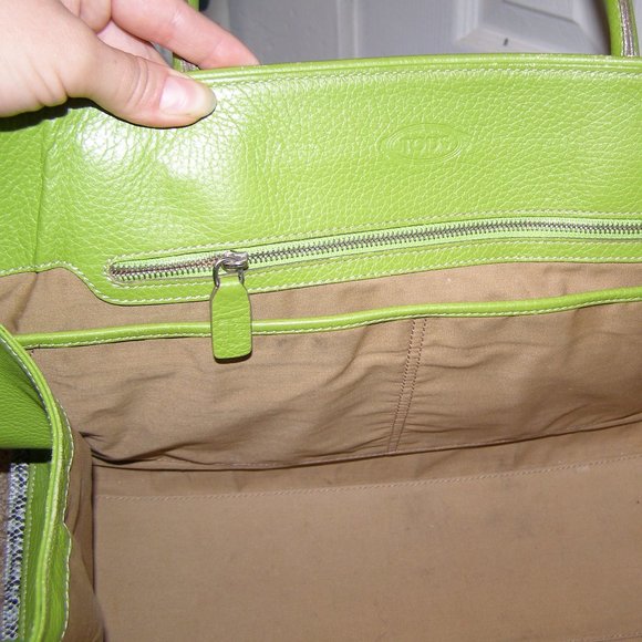 RARE TOD’S leather bag 💯AUTHENTIC Great Condition Pre-Loved - Picture 15 of 16